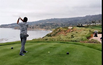 Video thumbnail: Amateur golfer using ZeroGolfTee tee